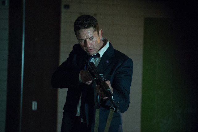 Mike Banning (Gerard Butler) nimmt in London den Kampf gegen Terroristen auf. (© Universum Film)