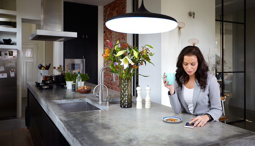 Intensivere Blau- und Grüntöne für farbfähige Philips Hue-Lampen