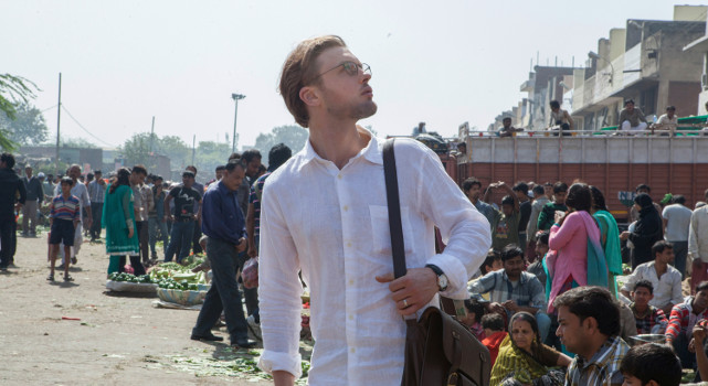 Dr. Ian Gray (Michael Pitt) unternimmt eine Reise um die halbe Welt. (© Studiocanal)