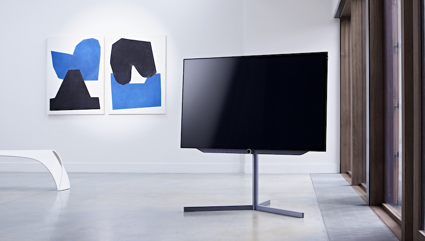 Wenn ein TV-Gerät selbst im ausgeschalteten Zustand alle Blicke auf sich zieht, dann ist dies den Experten einen Preis wert: Der Loewe bild 7 erhält den German Design Award 2017 in Gold