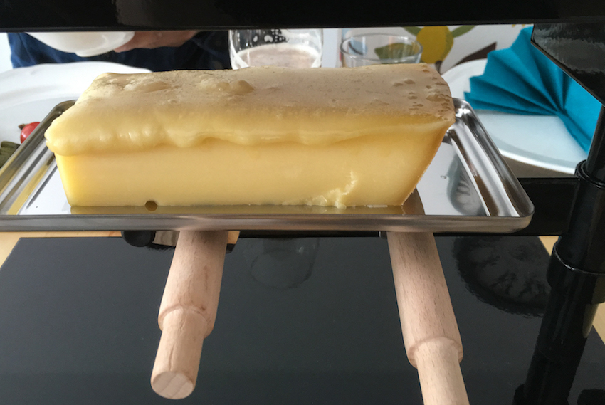 Geschmolzener Käse hat Tradition und ist nicht nur unter Studenten beliebt.