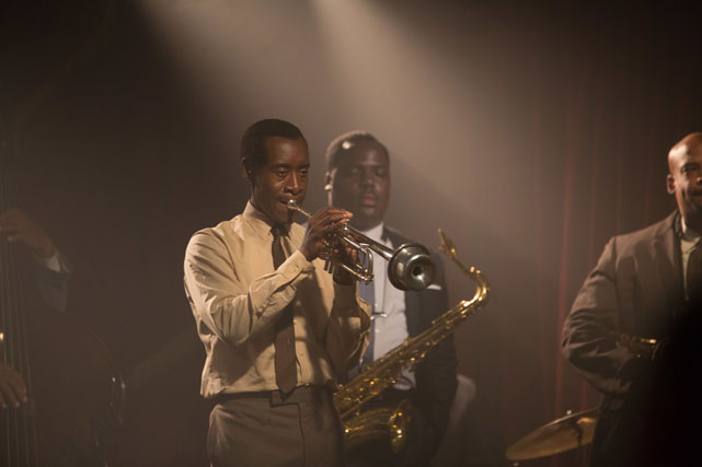 New York, 1980. Seit fünf Jahren hat der Jazzmusiker Miles Davis (Don Cheadle) keine Platte mehr veröffentlicht. (© Sony Pictures)