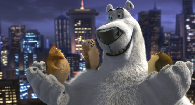 Der Eisbär Norm reist aus der Arktis nach New York City, um seine Heimat vor den Menschen zu retten. (© Universum Film)