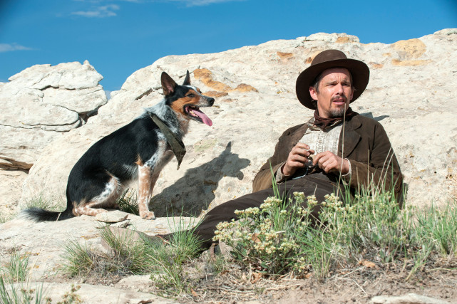 Der Outlaw Paul (Ethan Hawke) trifft im