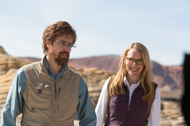 Der selbsterklärte biblischer Archäologe Don Verdean (Sam Rockwell) sorgt für Aufruhr. (© Universal Pictures)