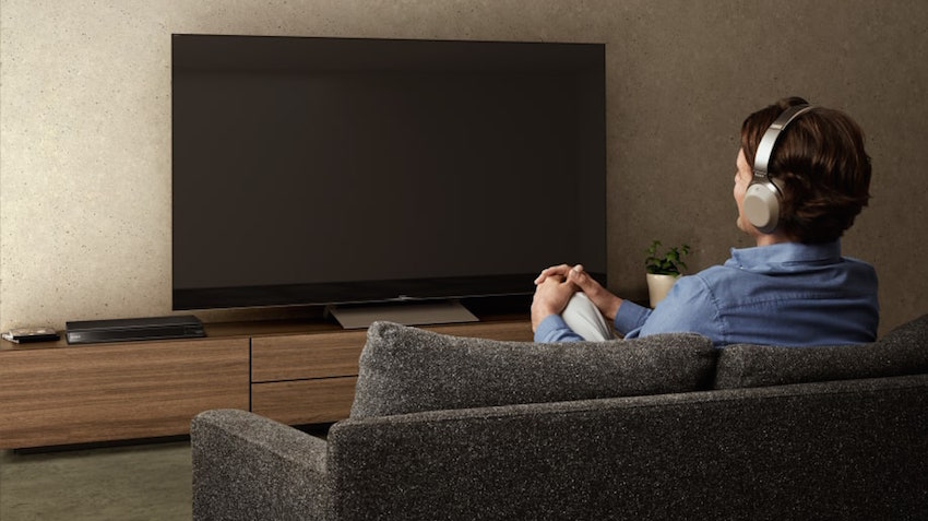 Angeführt vom neuen 4K Ultra HD Blu-ray Player UBP-X800 präsentiert Sony gleich drei neue Produkte fürs Heimkino