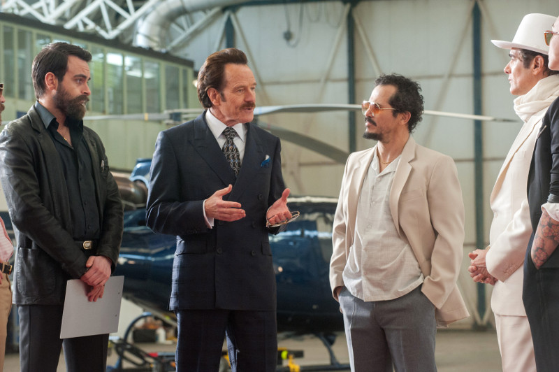 Als Geschäftsmann Bob Musella erarbeitet sich Mazur das Vertrauen verschiedener Kartellmitglieder. (© Paramount Pictures)