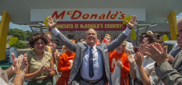 Ray Croc (Michael Keaton) gründet ein erfolgreiches Fast-Food-Imperium. (© Splendid Film)