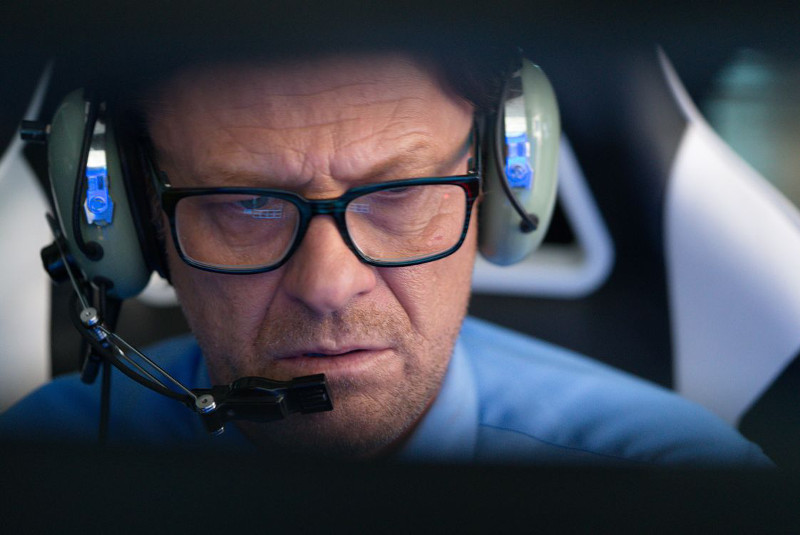 Familienvater Neil Wistin (Sean Bean) arbeitet top secret als Drohnen-Pilot für die CIA. (© Concorde Home Entertainment)