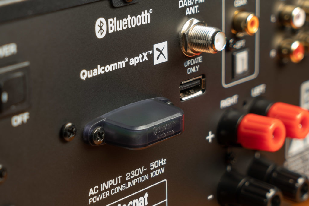 Dank HiRes-Unterstützung und Bluetooth mit aptX verfügt der MC 100 über einen besonders guten Klang.