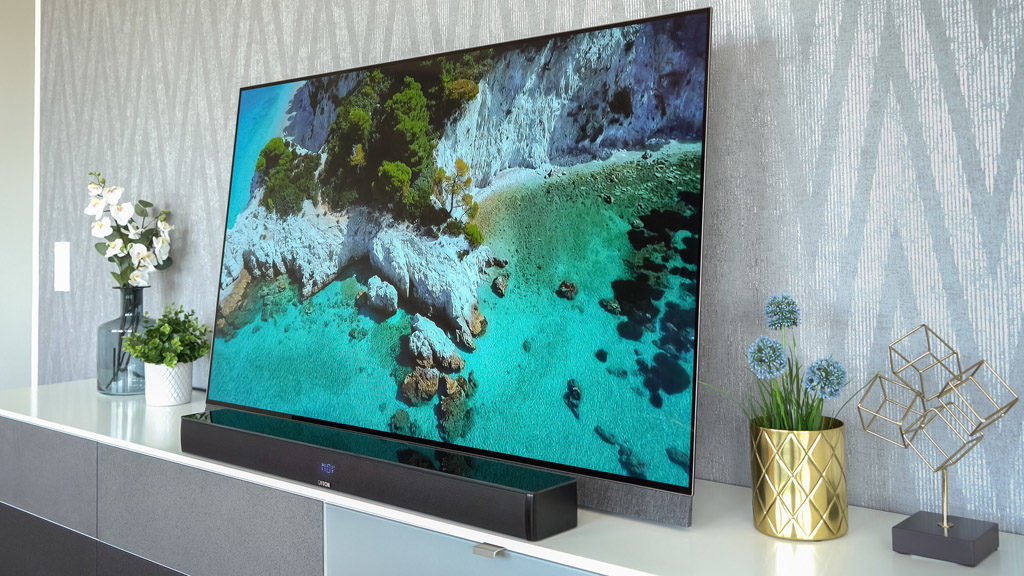 Die Canton Smart Soundbar 9 ist das Herzstück eines gleichermaßen als Surround-System und als Multiroom-Verbund agierenden Setups.
