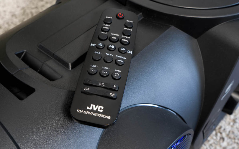 JVC RVNB300DAB Klangstarker BoomBlaster der neuesten Generation » lite DAS LIFESTYLE
