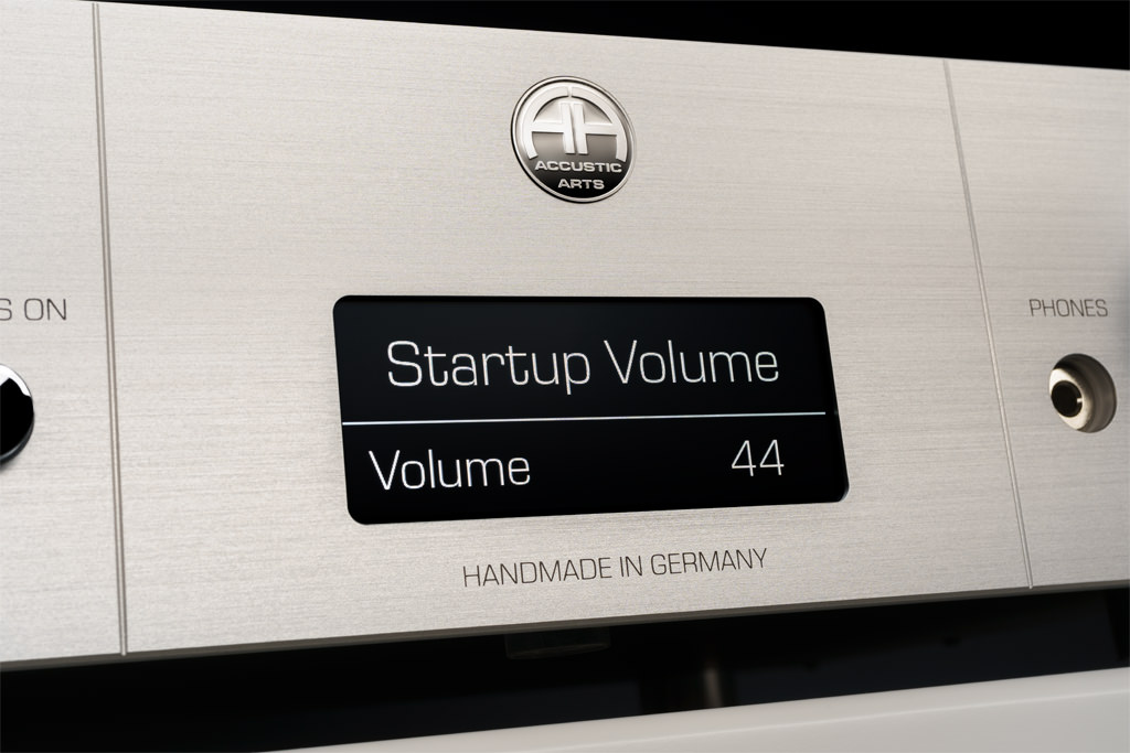 Die Einstellung „Startup Volume“ legt fest, mit welcher Lautstärke der Preamp III nach dem Einschalten agieren soll.