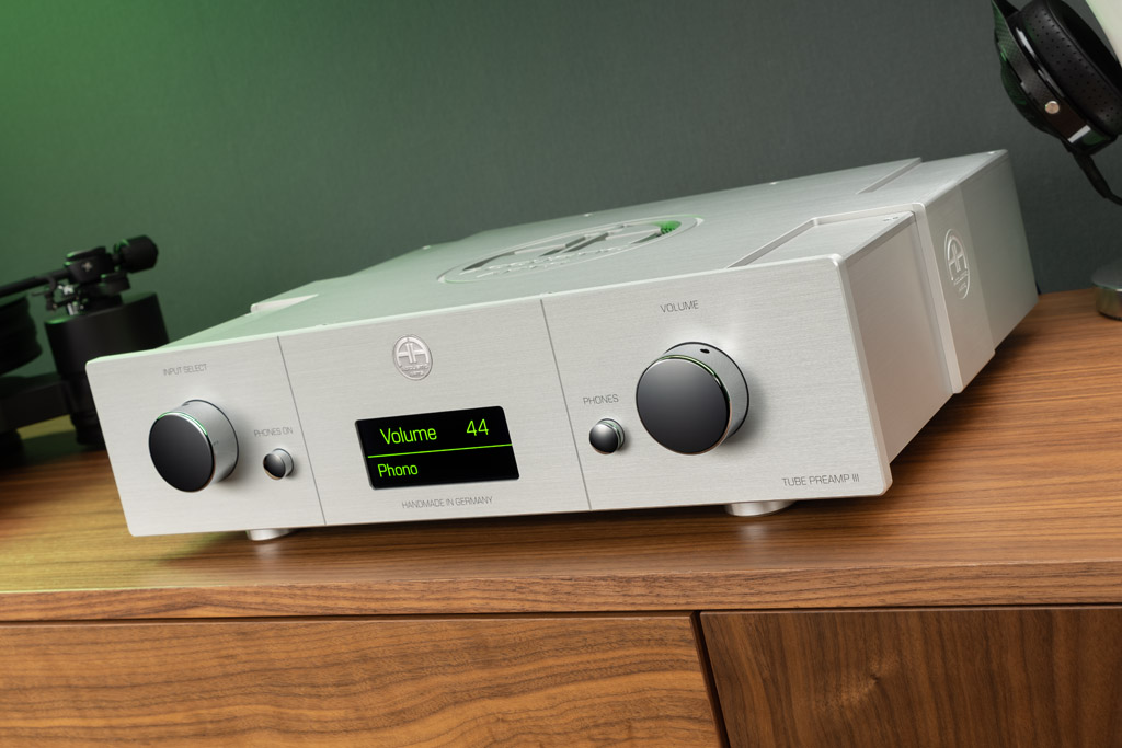 Der Accustic Arts Tube Preamp III Phono ist, wie jede Audiokomponente der Lauffener Manufaktur, ein Traum in Aluminium und Chrom.