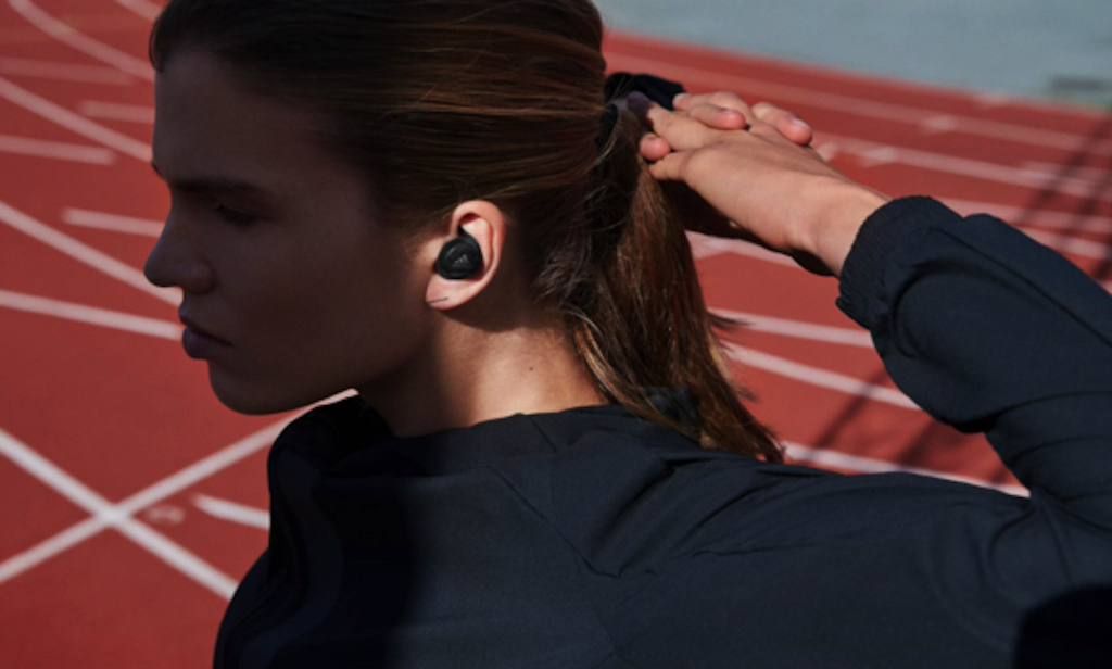 Kompaktes Design und der ideale Begleiter für jede:n Läufer:in. Adidas Headphones.