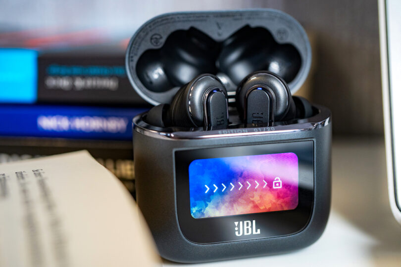 JBL Tour Pro 2 superleichte Klangmeister mit smartem LadeCase » lite