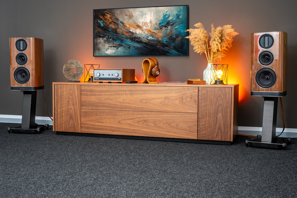 Wharfedale Aura 2 – Exquisites Design außen trifft auf High-Tech im Innern  » lite - DAS LIFESTYLE & TECHNIK MAGAZIN