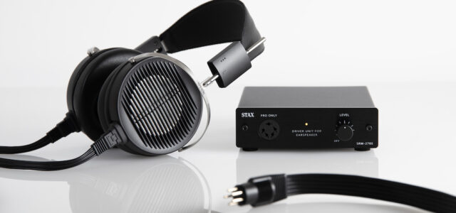 Das Set Stax SRS-X1000 kombiniert elektrostatischen Kopfhörer Stax SR-X1 mit dem Treiberverstärker Stax SRM-270S