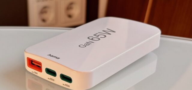 Hama 65-Watt-USB-Flat-Charger: Schnell, smart und extrem flach