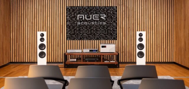 Auer Acoustics präsentiert Versura Lautsprecher im Referenz-Hörraum auf der HIGH END 2025