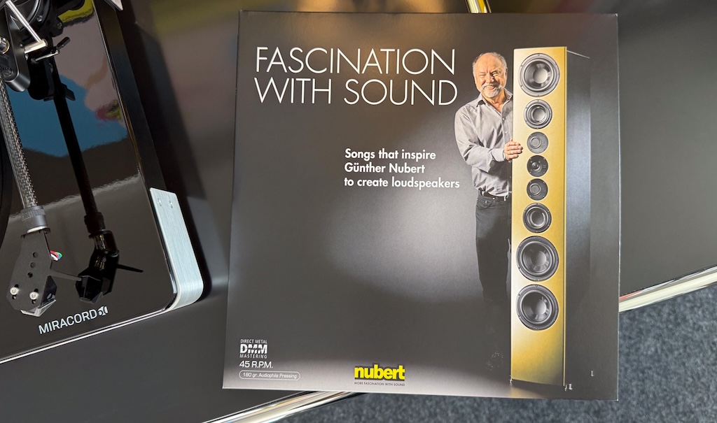 „Fascination with Sound“ bietet eine Auswahl an Musikstücken, mit denen das Nubert-Team auf verschiedenen HiFi- und High End-Messen in den vergangenen Jahren die Vorführungen bestritten haben.