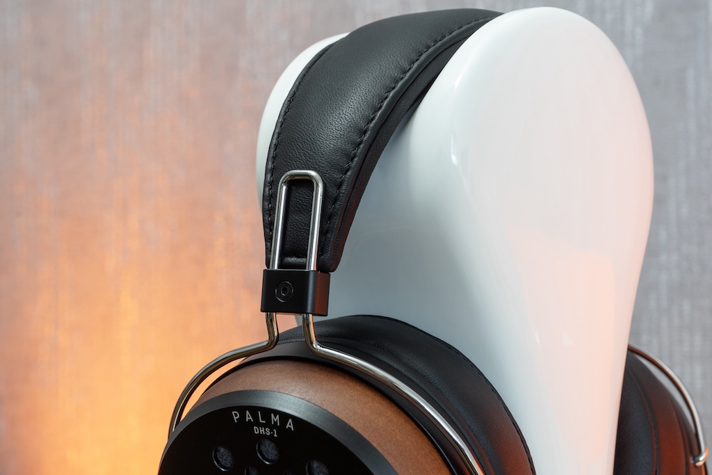 Die Größeneinstellung gelingt über ein Verschieben des Aufhängungs-Gestells.